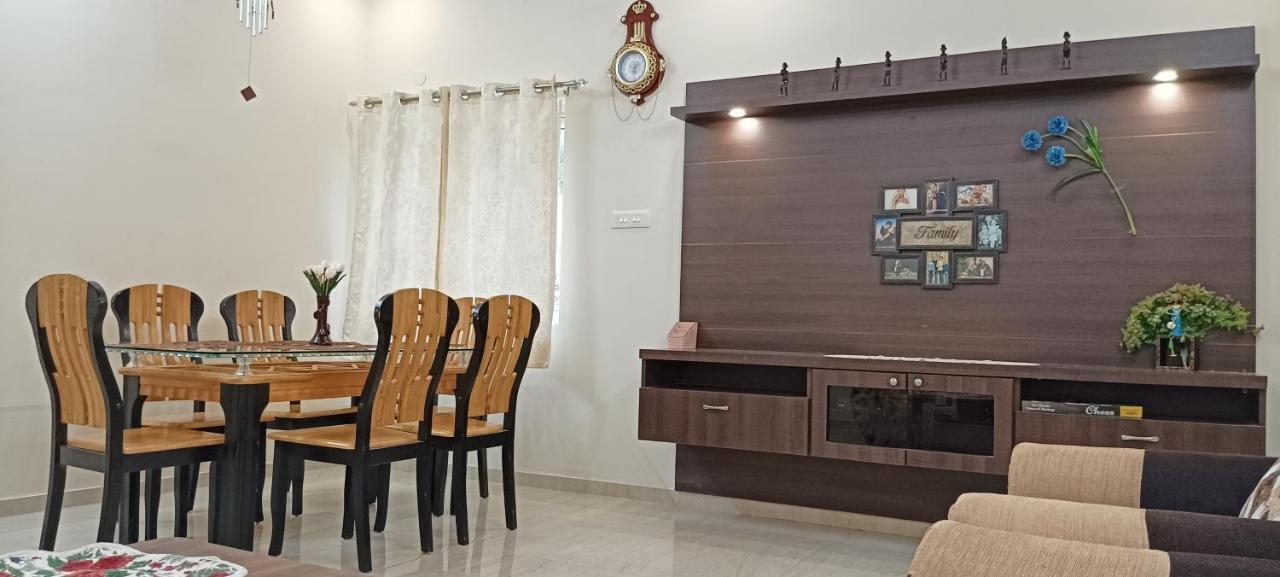 Shi'S Vilva - The Bungalow In Coimbatore - Near Airport, Kmch, Codesia Екстериор снимка