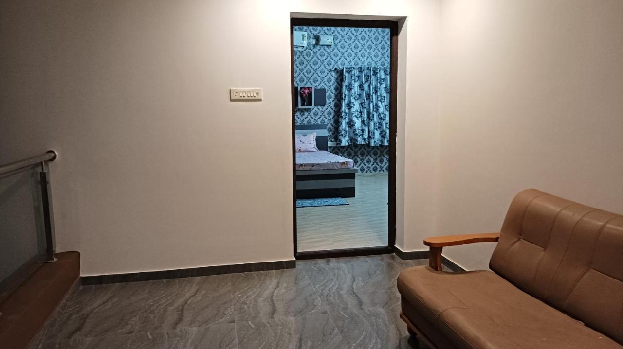 Shi'S Vilva - The Bungalow In Coimbatore - Near Airport, Kmch, Codesia Екстериор снимка