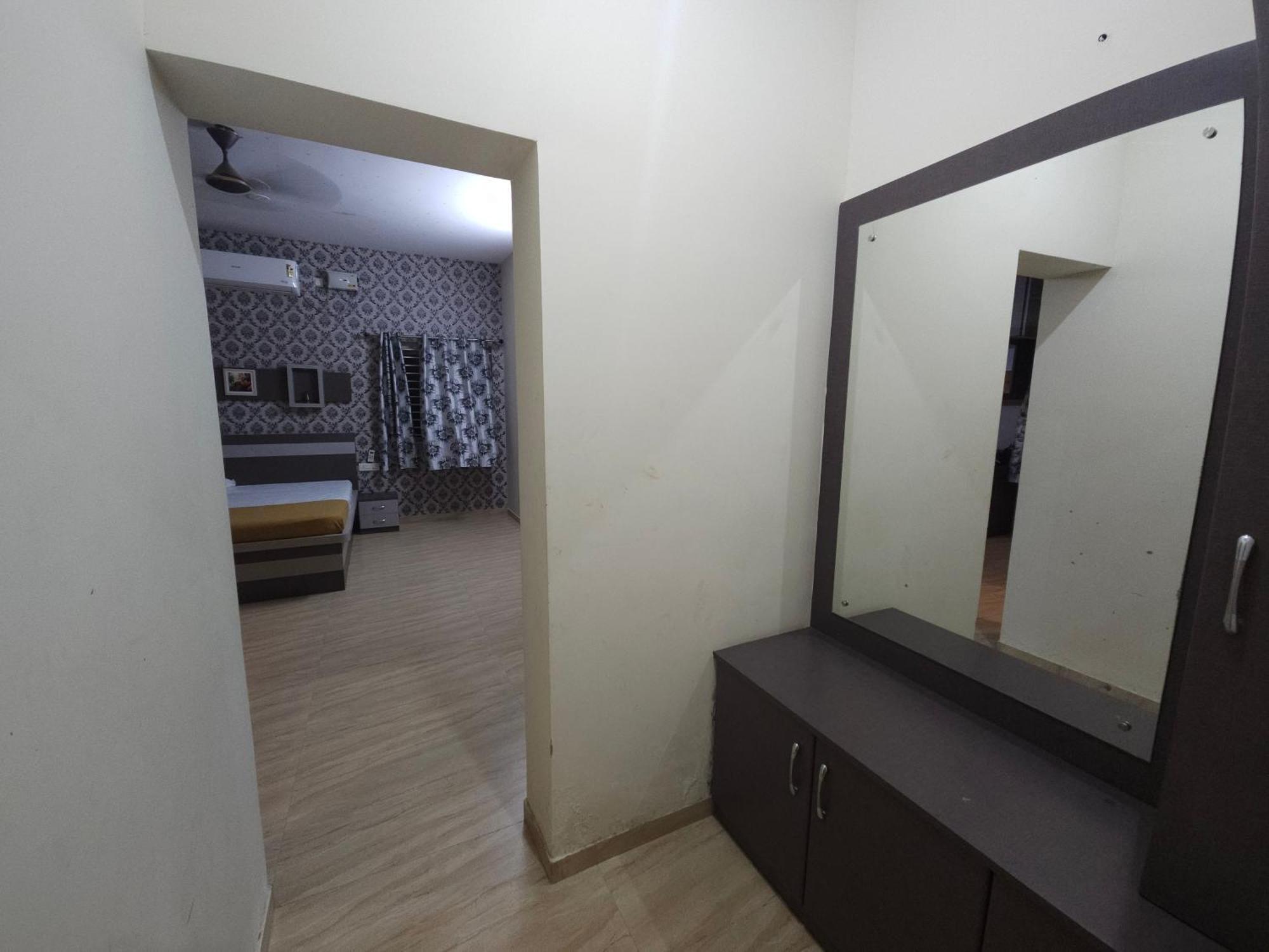 Shi'S Vilva - The Bungalow In Coimbatore - Near Airport, Kmch, Codesia Екстериор снимка