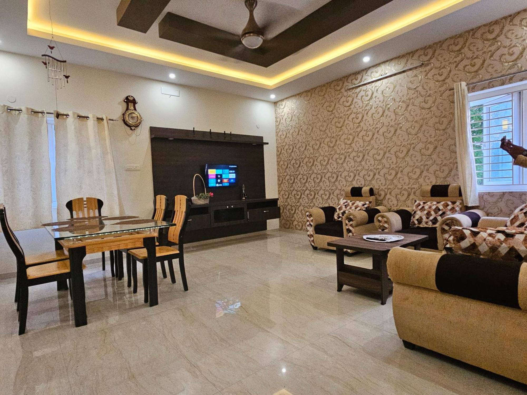 Shi'S Vilva - The Bungalow In Coimbatore - Near Airport, Kmch, Codesia Стая снимка